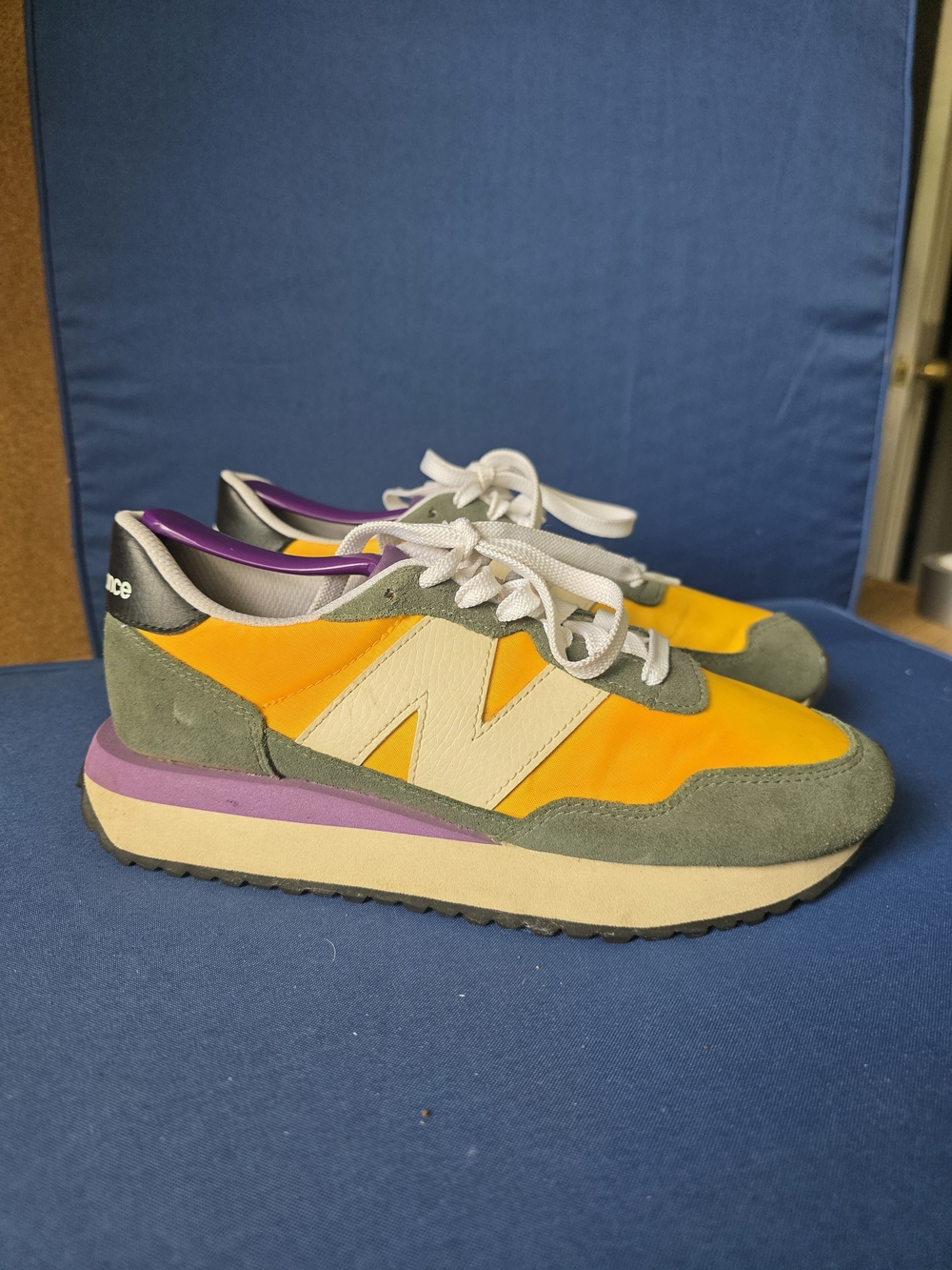 New Balance 237 WS237SR Yellow Green Suede Sneakers Women’s 8 - Picture 3 of 15